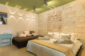 City and Beach Luxury Residence